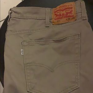 Khaki Levi’s for men 38x30